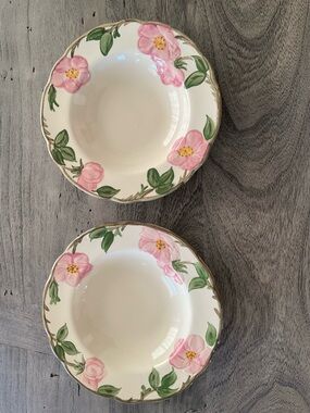 Franciscan Desert Rose Serving Bowls Made in England - Set of 2